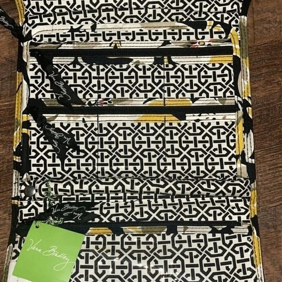 Vera Bradley Travel & Go Jewelry Folio Dogwood NWT - Picture 4 of 6